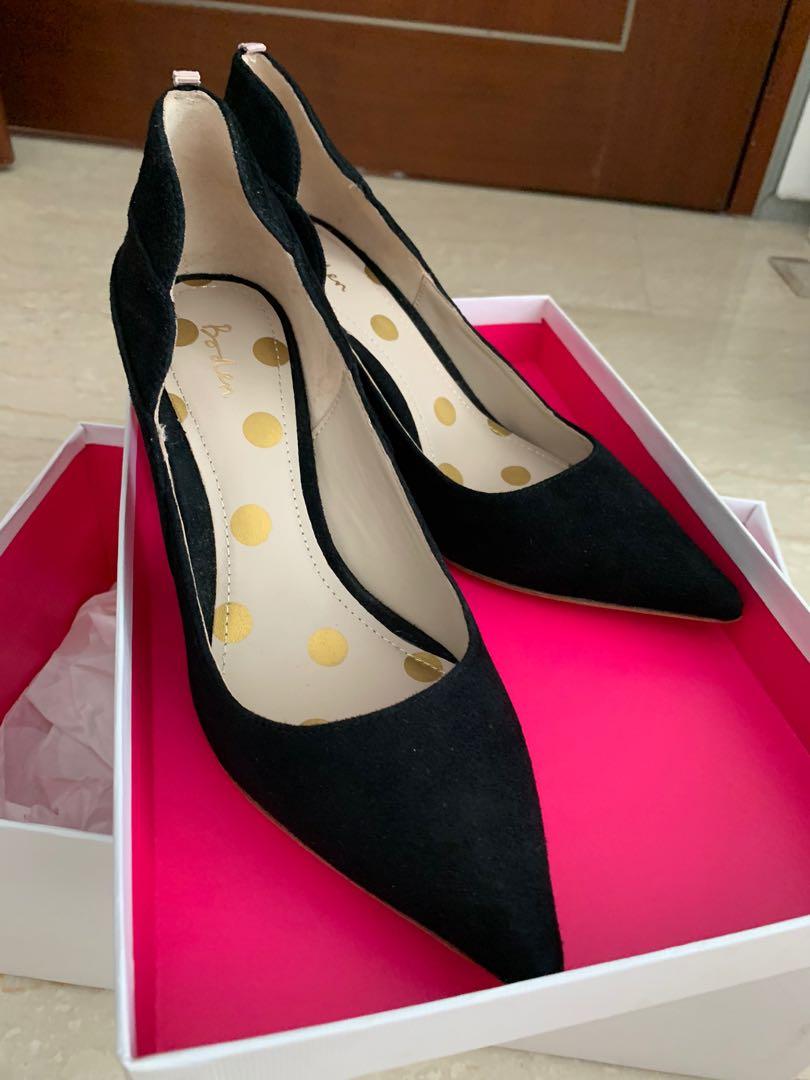 Sexy court shoes