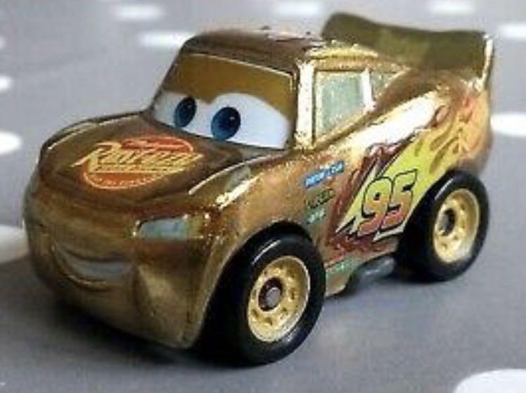 Cars 3 mini racers Gold Lightning Mcqueen