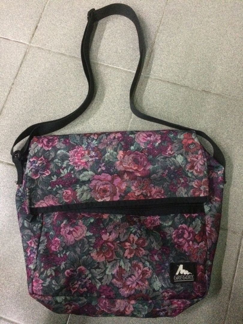 gregory floral sling bag