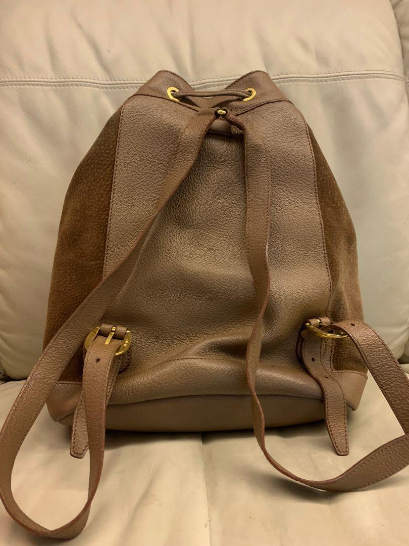 Gucci Bamboo Drawstring Backpack (Category: Bags & Wallets) located in Singapore. Submitted by silverseas (Listing ID 280760134, Image 2). Description: A vintage piece to add to your collection This is a rare model - condition 8/10 - comes as is - definitely authentic .