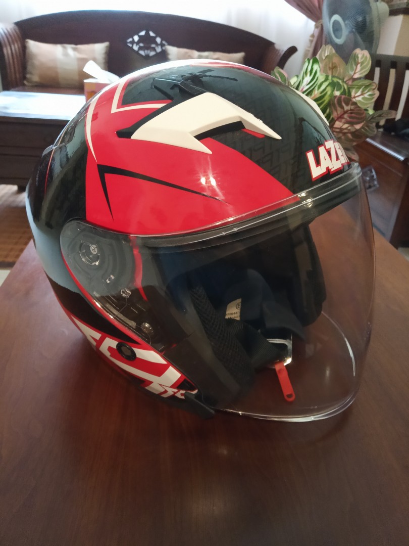 Lazer Helmet, Motorcycles, Motorcycle Accessories on Carousell