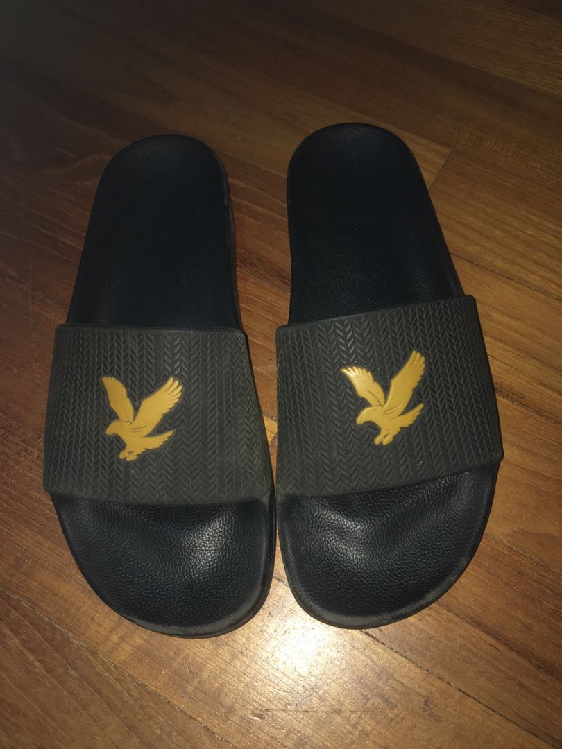 slippers lyle and scott