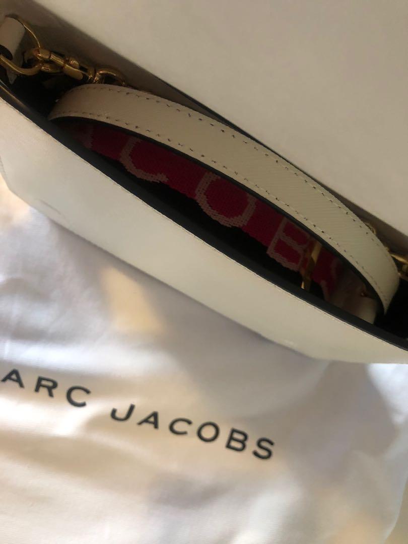 Marc Jacobs Snapshot Black bag pink strap from Japan, Luxury, Bags &  Wallets on Carousell
