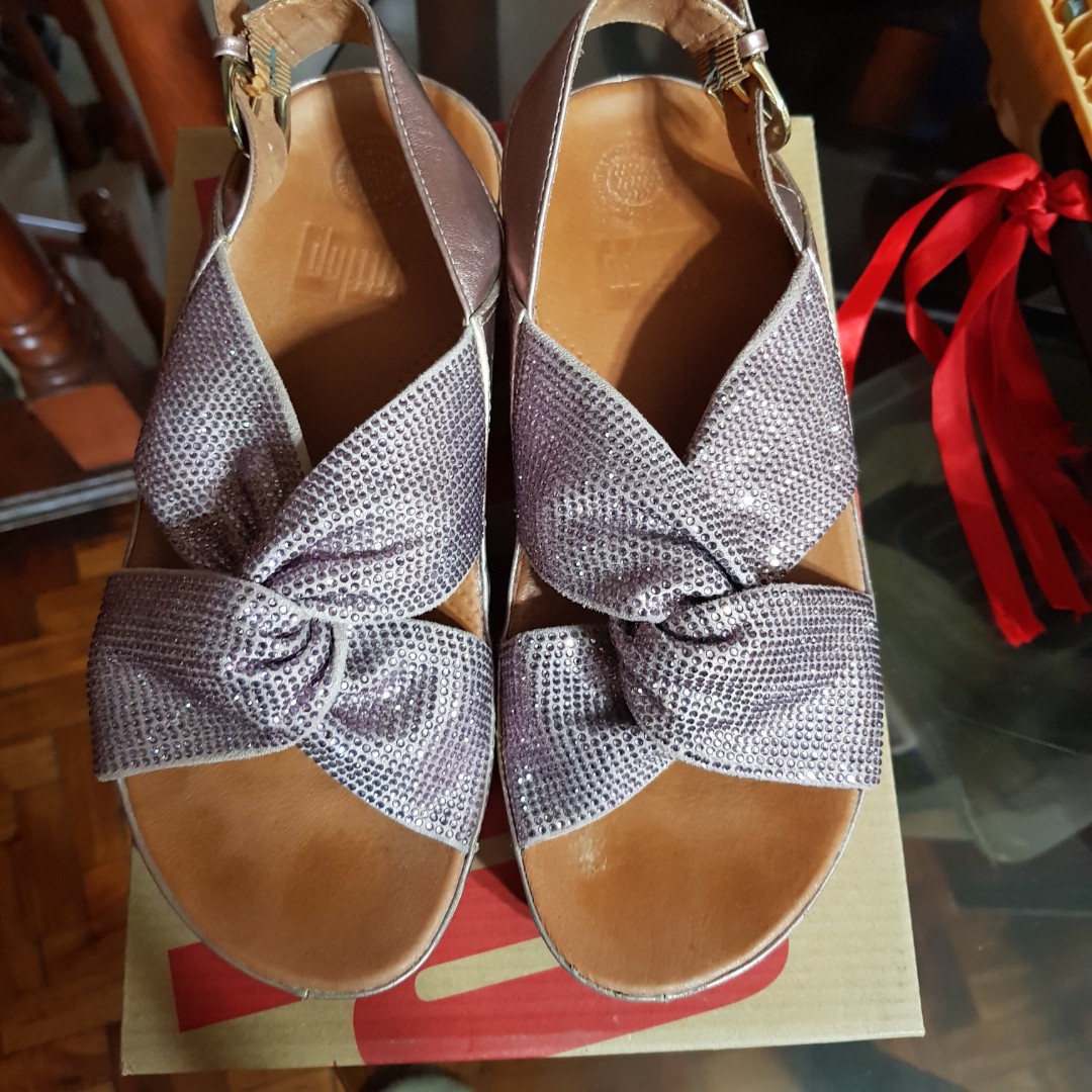 fitflop twist sandals