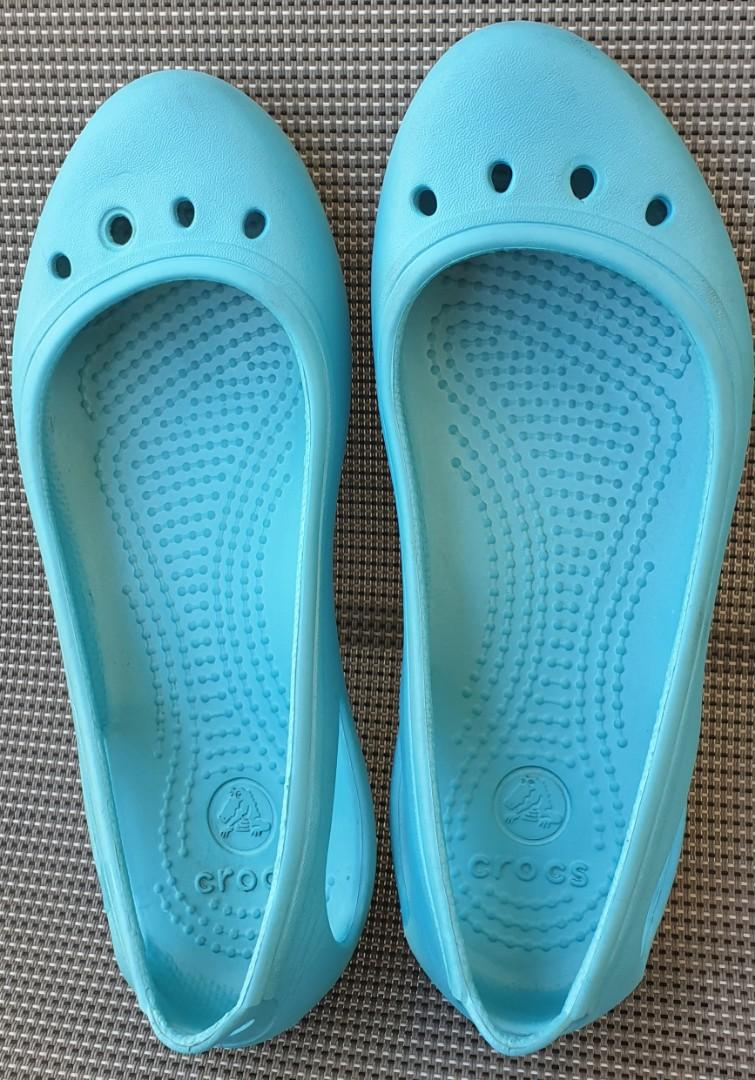 Original Teal Crocs (Women Size 4 