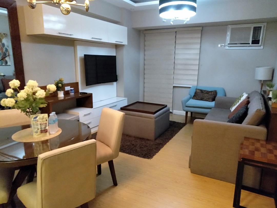 The Grove by rockwell (Category: Apartments & Condos) located in Quezon City. Submitted by simplelang22 (Listing ID 280740730, Image 1). Description: Fresh unit, amenities :swimming pool and park. No parking. Can access groceries Starbucks, restaurants Available weekly, Monthly and yearly.