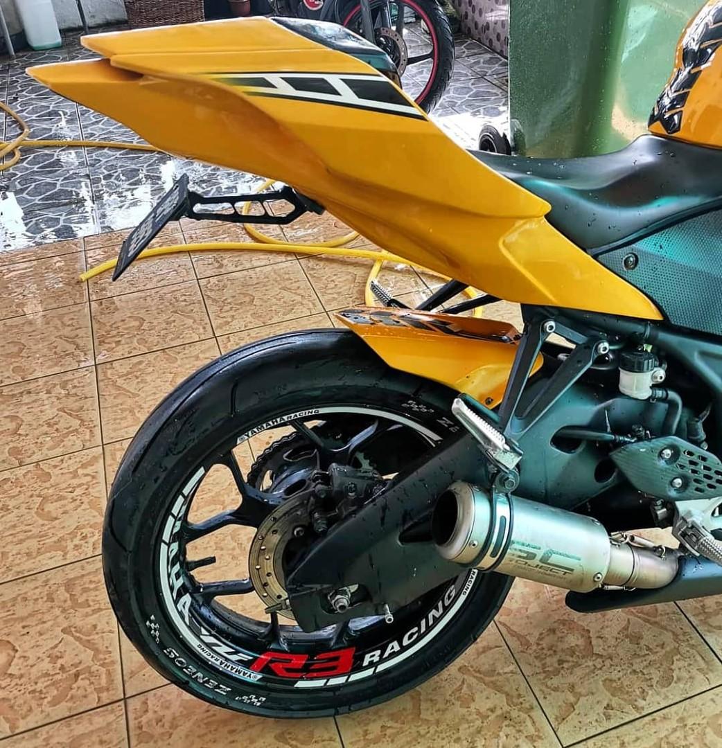 yamaha r25 yellow