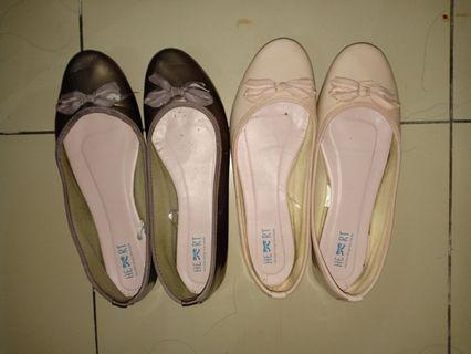 Sepatu the little things she needs (take all 50rb)