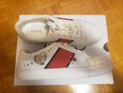 Aldo sneakers sz 7.5