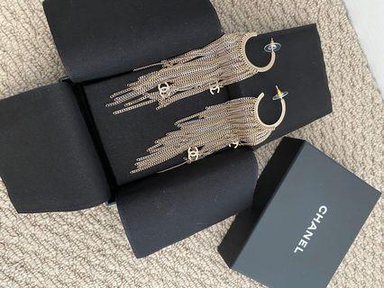 Chanel earring