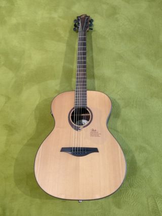 (Category: ) located in . Submitted by music_connoisseur_sg (Listing ID 169377127, Image 1). Description: .