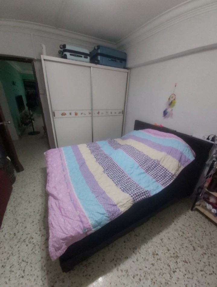 (Category: ) located in . Submitted by dontfretla (Listing ID 280844060, Image 1). Description: .