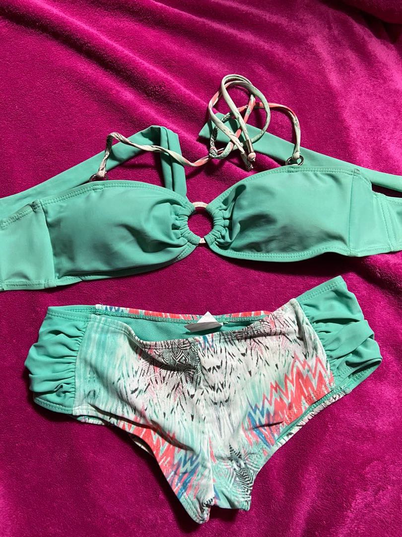 Bikini set, Women's Fashion, Coats, Jackets and Outerwear on Carousell