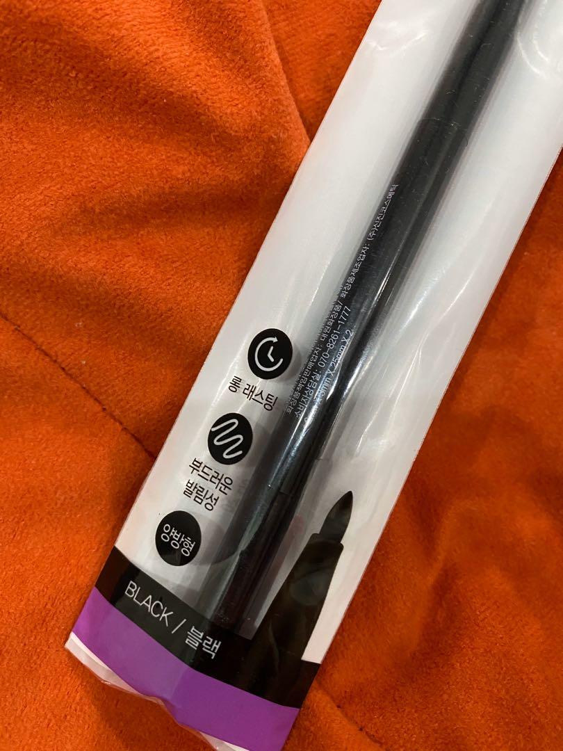 Daiso Eyeliner Pencil, Beauty & Personal Care, Face, Makeup on Carousell