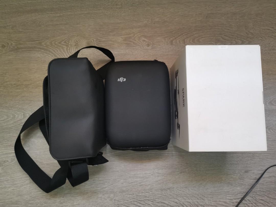 Dji spark hotsell charging case