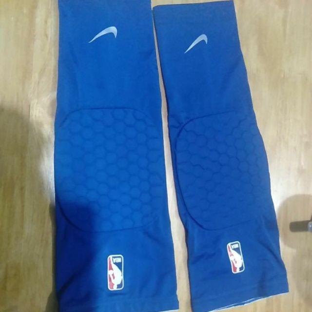 Nike NBA White Silk Kneepad Leg Sleeve Soft Fabric Sports Padded Strong  Collision Basketball Crash Proof Premium Best Breathable Outdoor Men's,  Men's Fashion, Activewear on Carousell