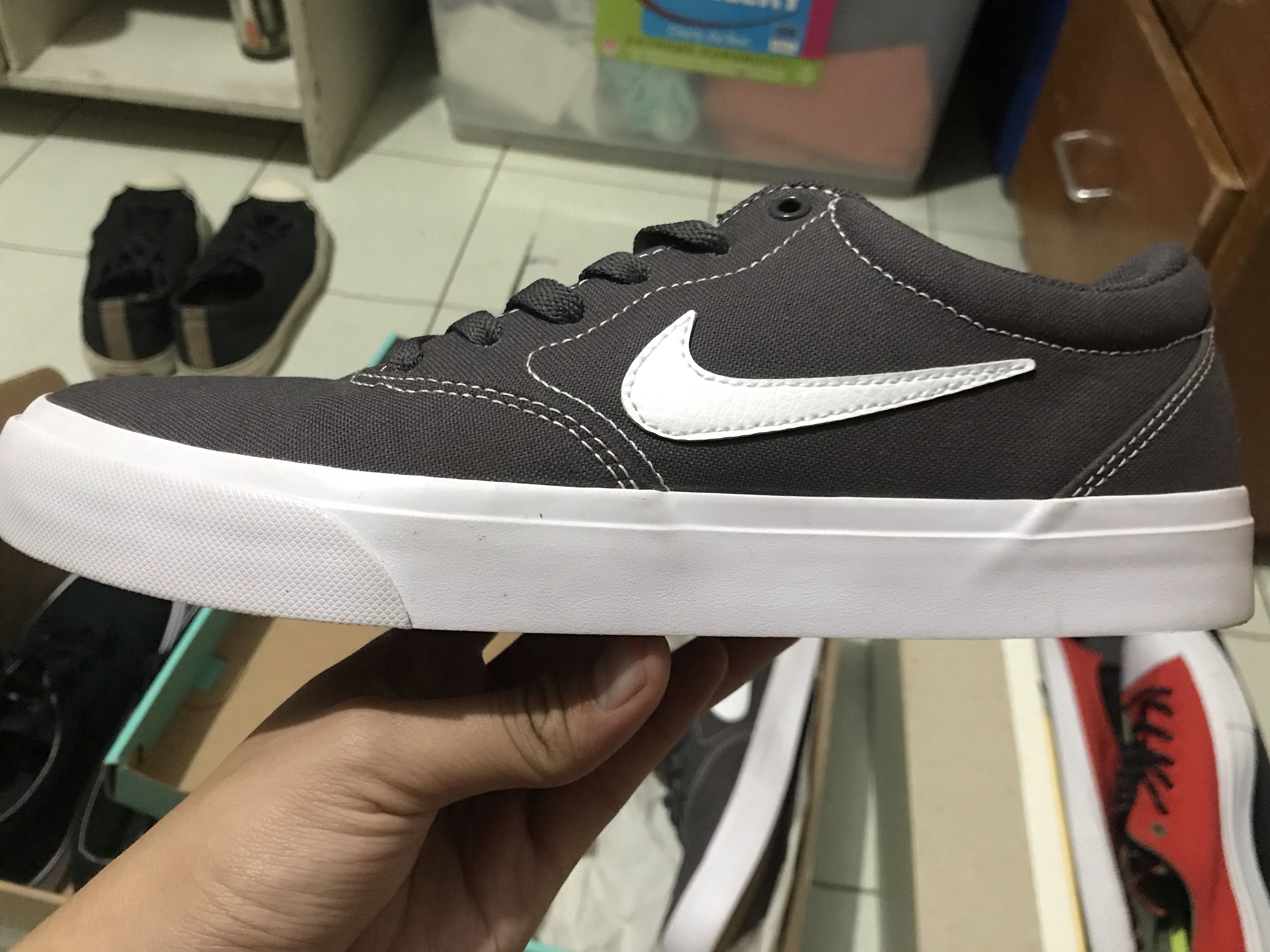 NIKE SB Charge Gray - sneaker / skate 