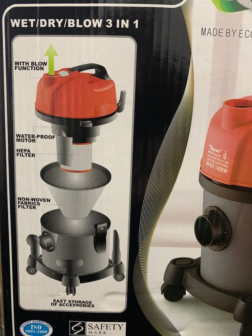 Toyomi Bagless Wet/Dry Vacuum Cleaner With Blow, TV & Home Appliances