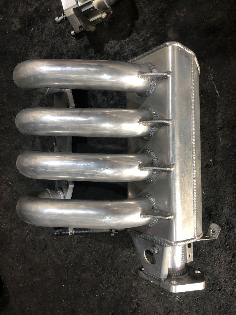 Weapon r outlet intake manifold r18