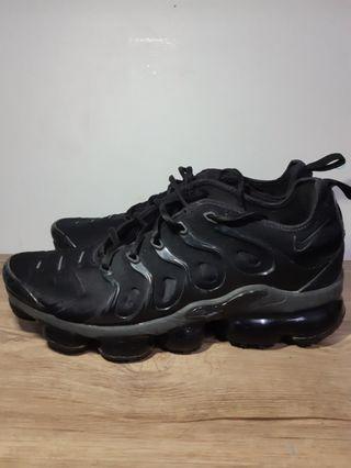 nike vapormax plus on sale