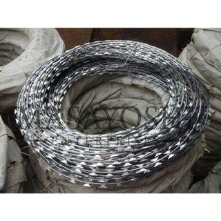 Cyclone Wire / Barbed Wire