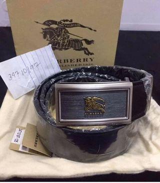 Leather belt * B U R B E R R Y®*