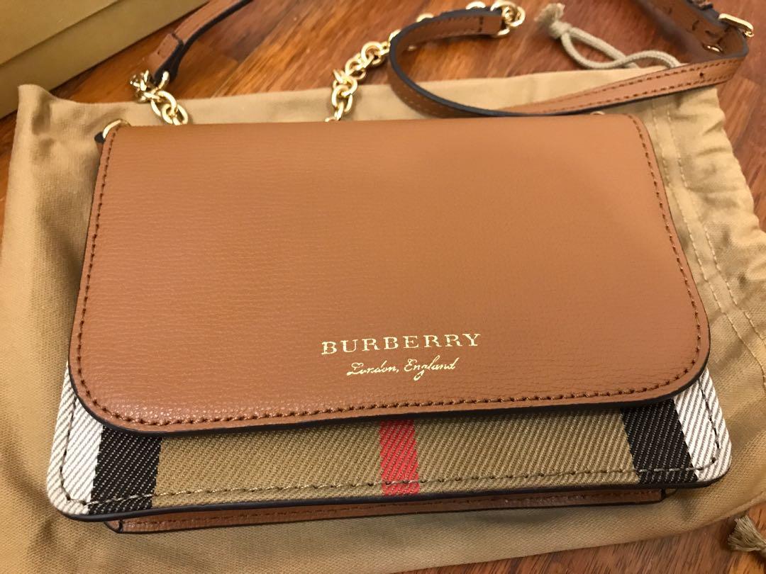Premium Burberry Hampshire House Check Crossbody Bag
