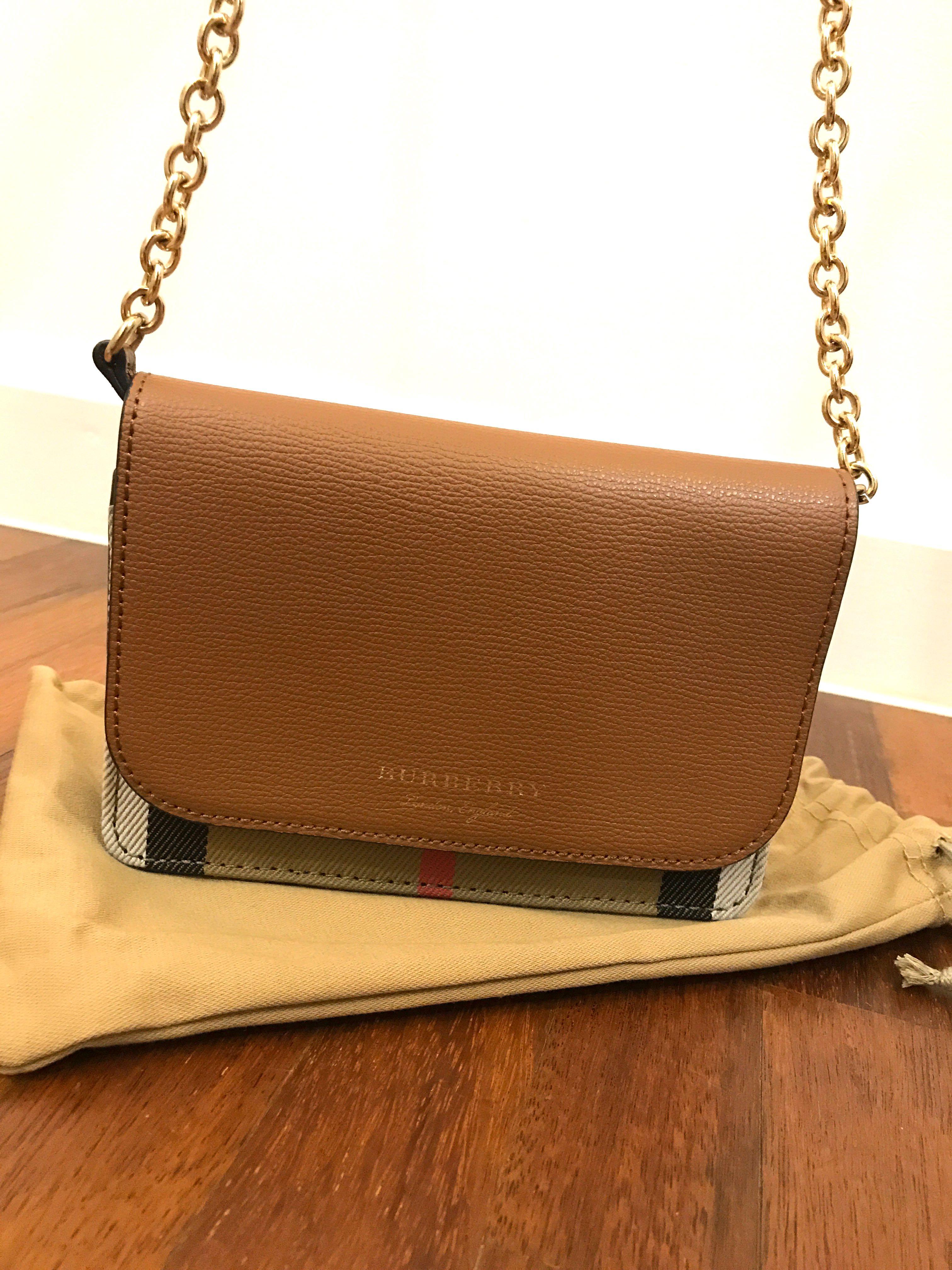 Burberry crossbody bag hotsell replica