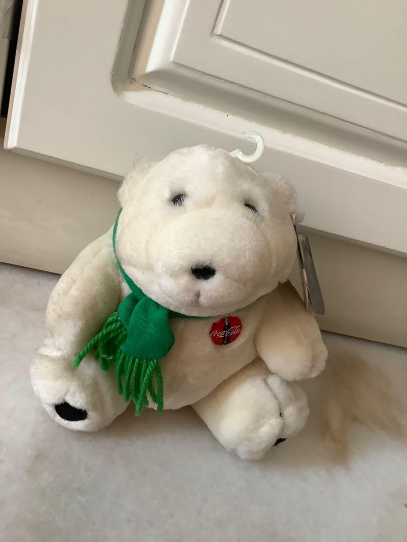 Boneka Beruang Kutub Coca Cola Toys Collectibles Mainan Di Carousell