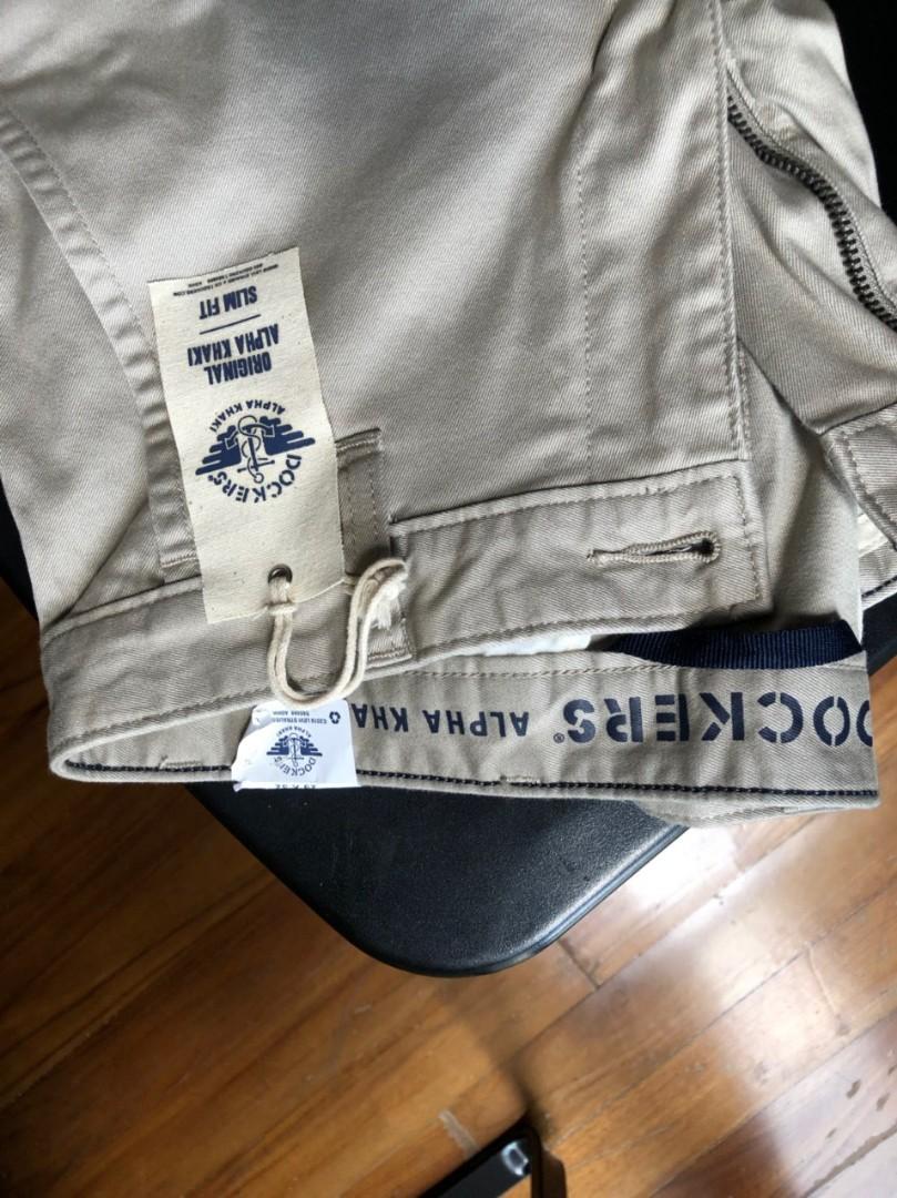 Dockers original alpha best sale khaki athletic fit