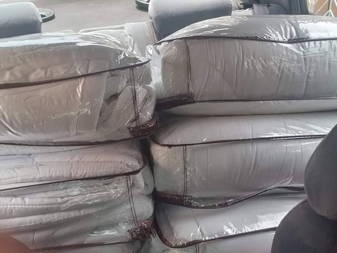 Hotel type comforter (Category: Laundry Baskets) located in Mandaluyong City. Submitted by shopmla (Listing ID 281115514, Image 2). Description: ‼️CLEARANCE SALE‼️ NOBEL SADIE 100% Natural Cotton Comforter Hotel Style. Double (150x200cm) - Php750.00 Queen (180x220cm) - Php840.00 King (200x230cm) - Php950.00 Color: White ONLY Shipping via Lalamove charge to buyer Bdo Bpi family.