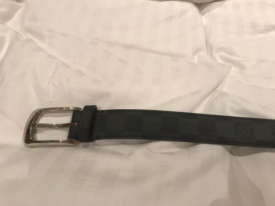 Louis Vuitton LV Initiales 40mm Reversible Belt Graphite Damier Graphite. Size 95 cm