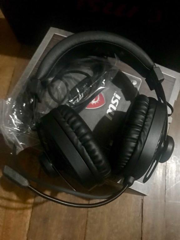 Msi headset shop loot box