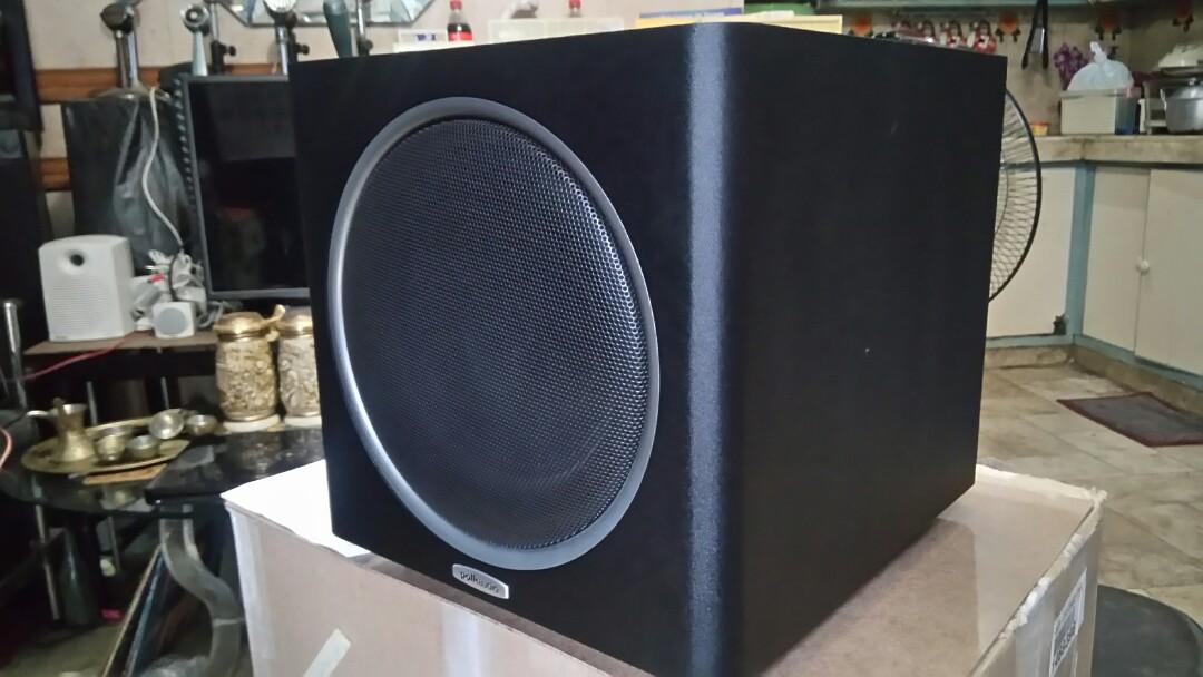 Polk Audio PSW110 powered Subwoofer 
