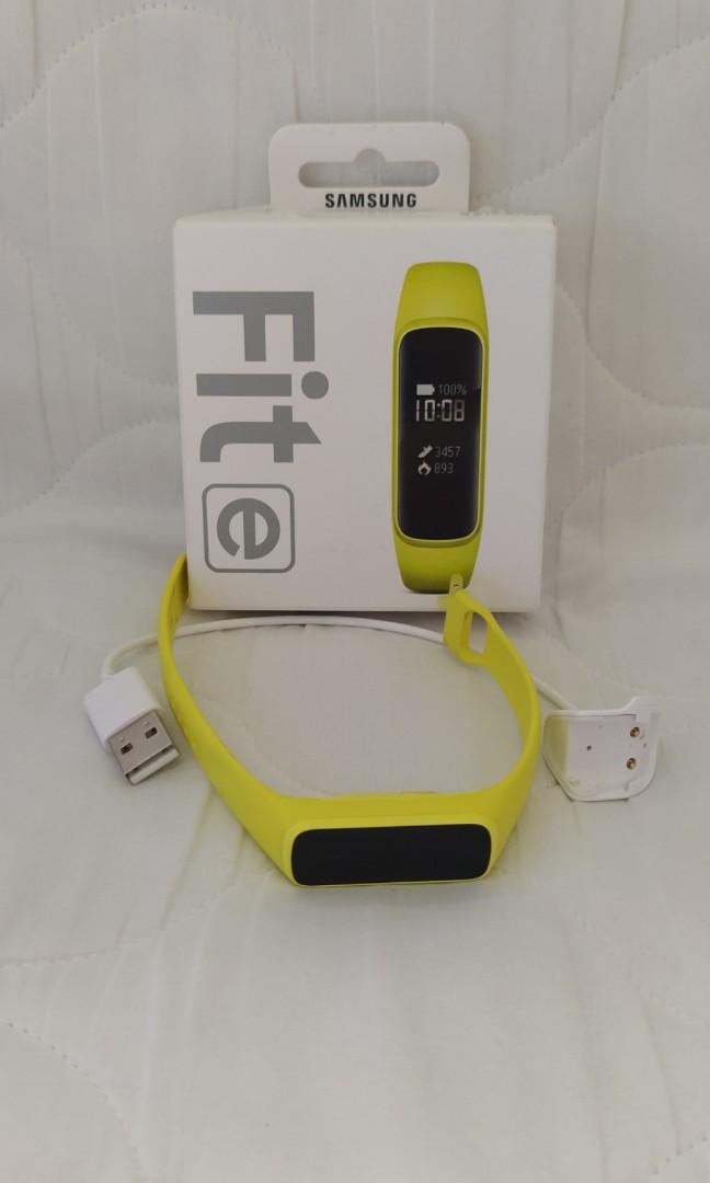 Galaxy fit online e yellow