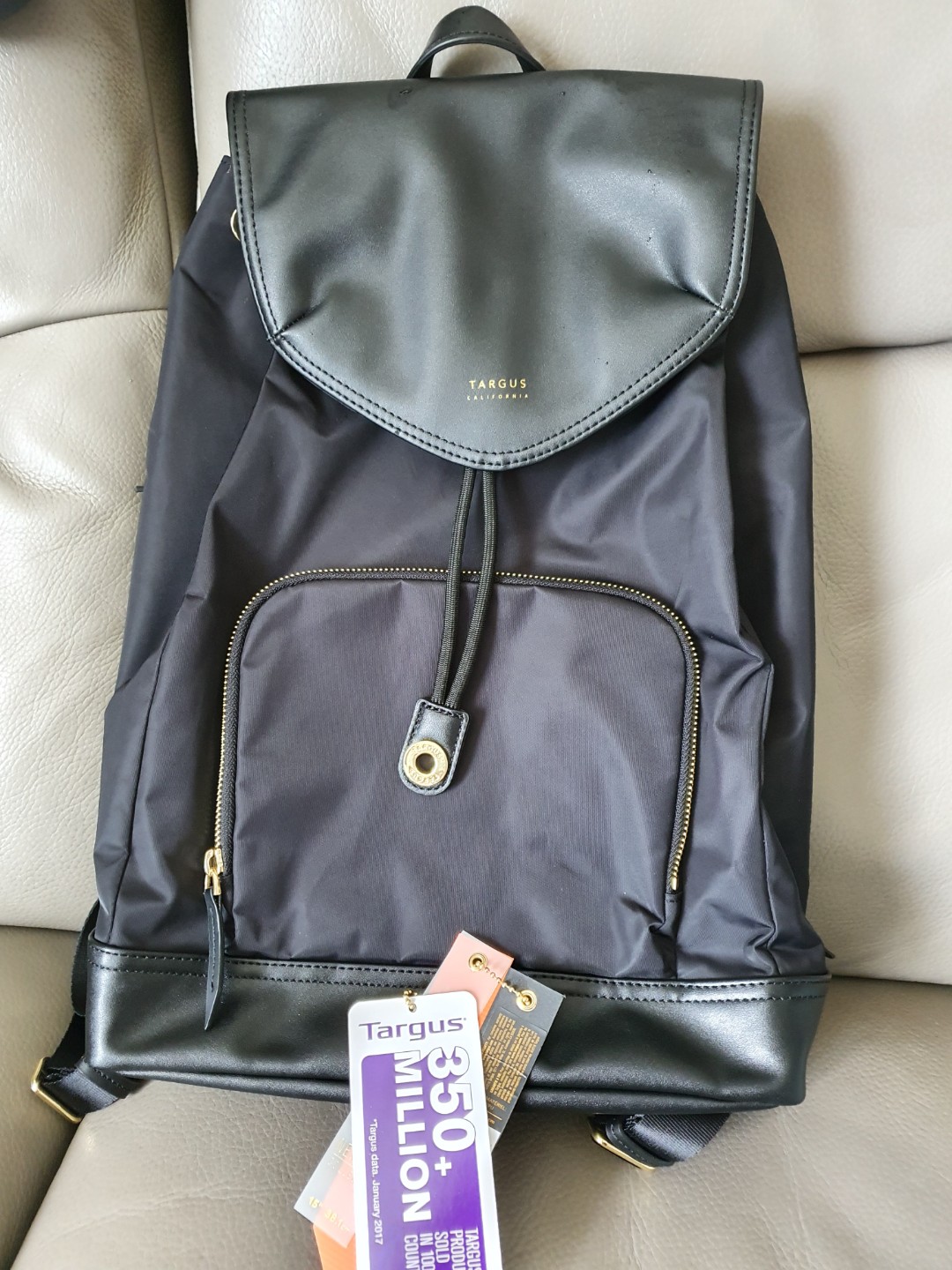 Targus California Backpack, Women's Fashion, Bags & Wallets, Backpacks ...