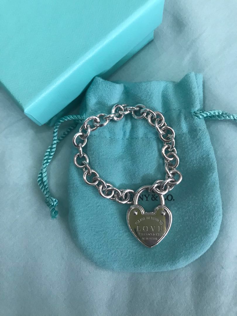 Love lock shop bracelet tiffany
