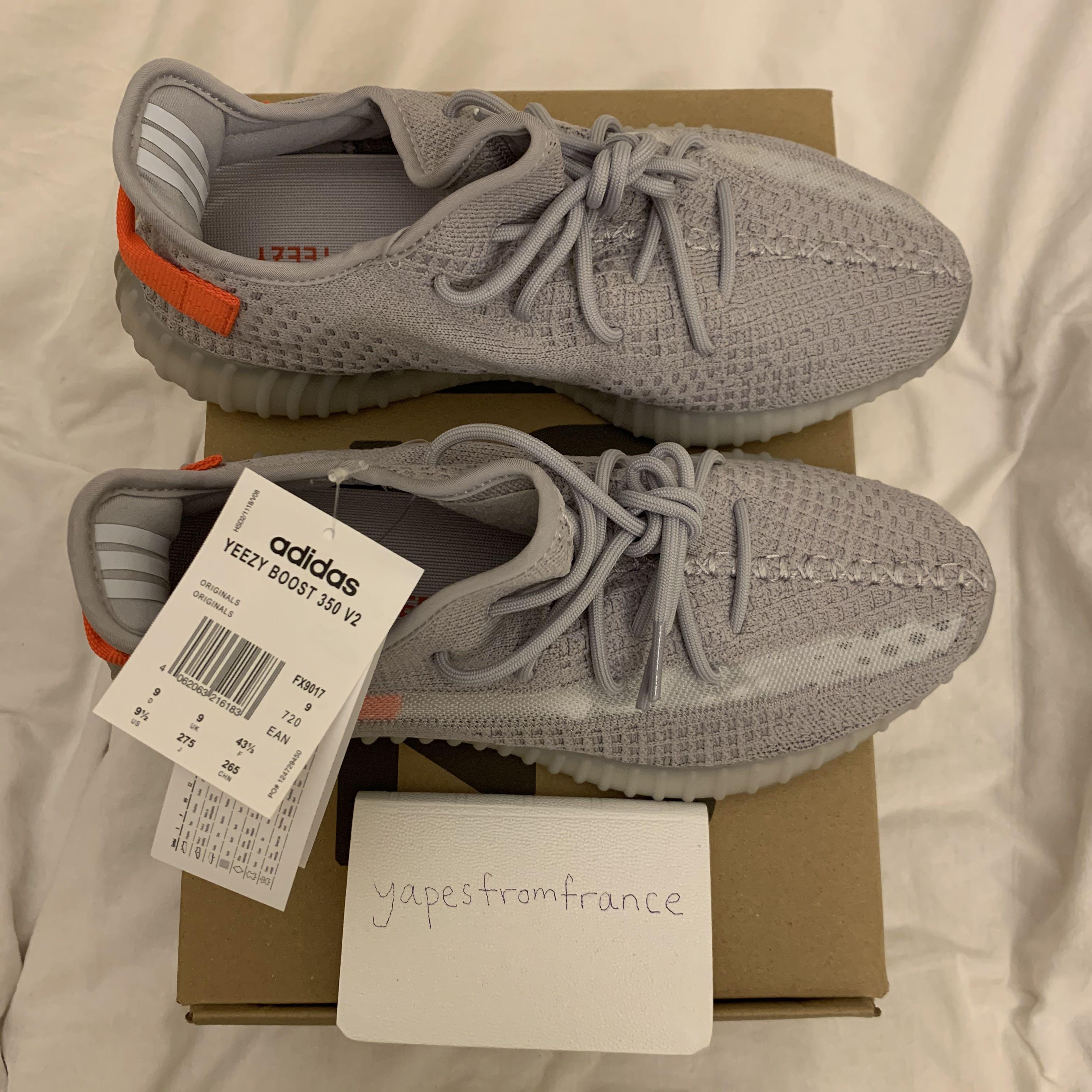 yeezy 350 v2 tail light Sneakers Carousell Philippines