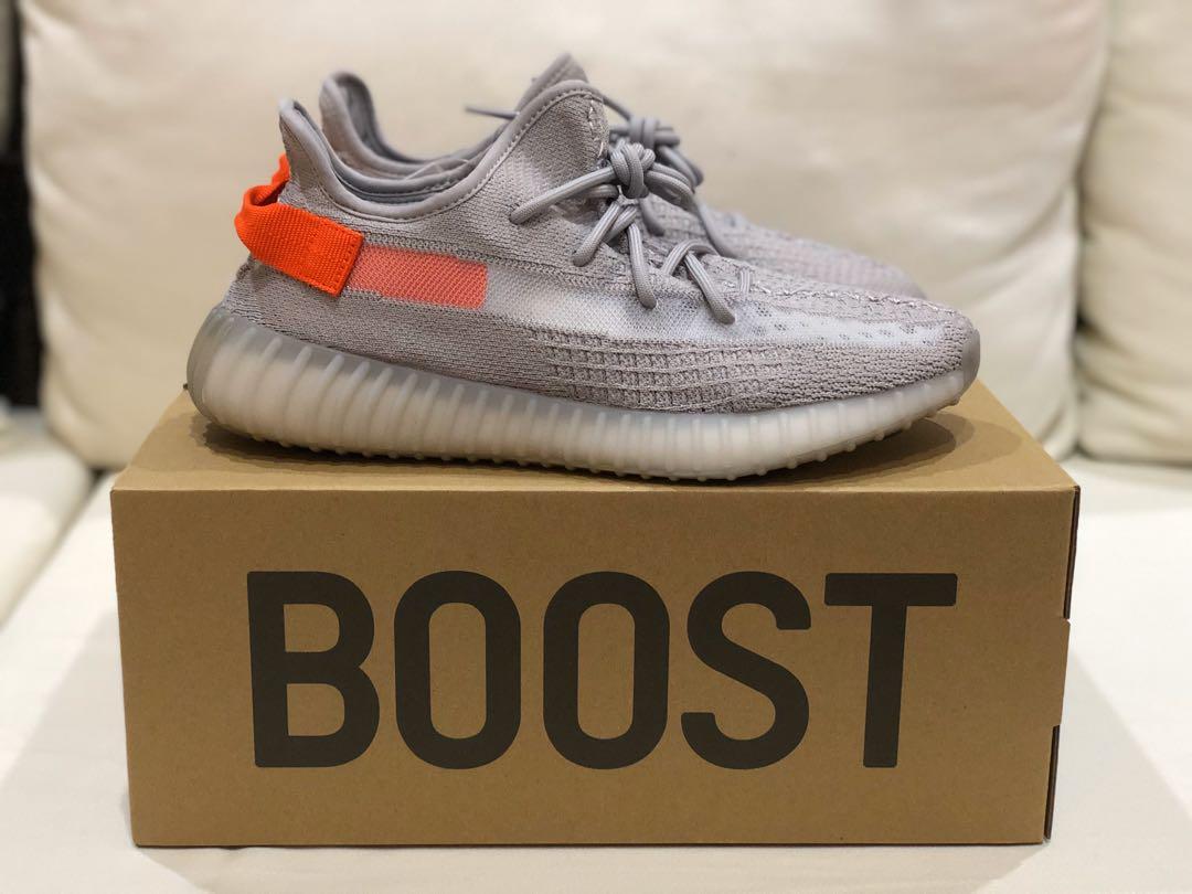 Real vs Fake yeezy 350 v2 Tail Light Comparision YouTube