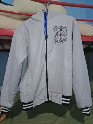 (Kategori: ) berada di . Dikirim oleh wendywandy (ID iklan 251477617, Gambar 1). Deskripsi: .