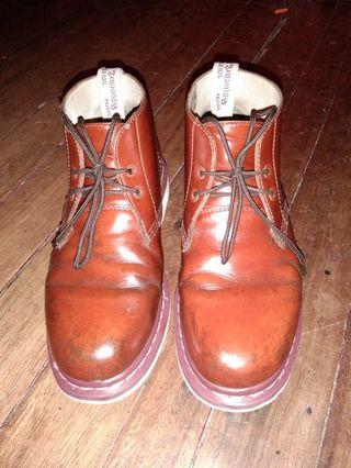 Original DR MARTENS Manton boots