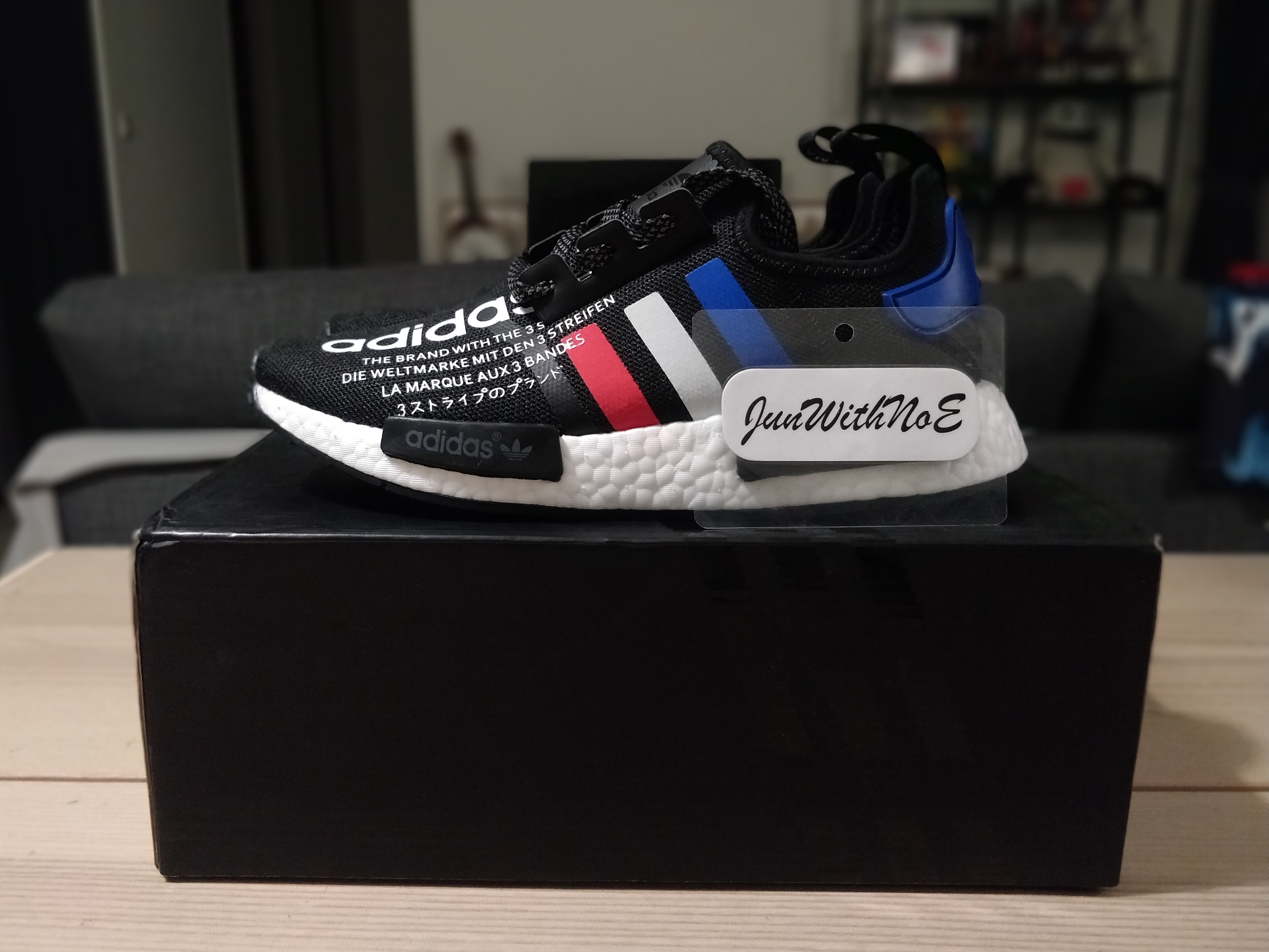 Adidas nmd r1 atmos sales