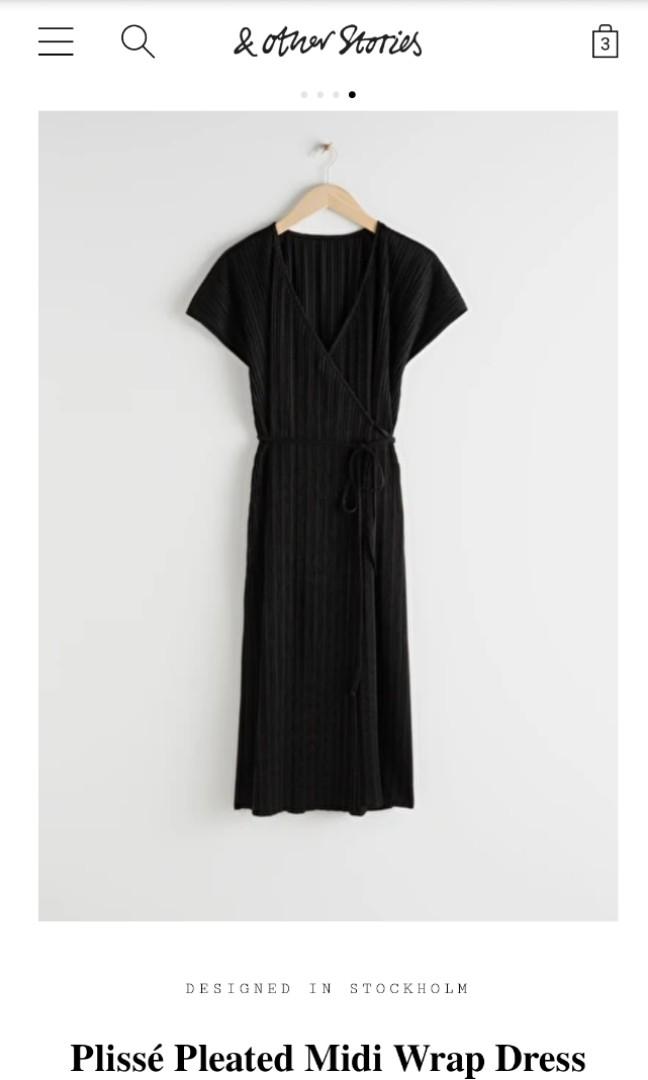 Plissé pleated deals wrap dress