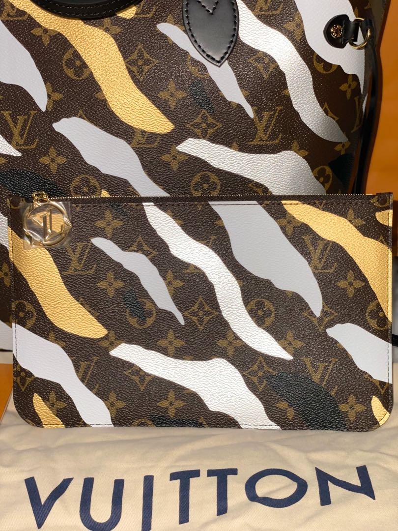 Brand New Louis Vuitton League of Legends Neverfull MM, Women's Fashion,  Bags & Wallets, Purses & Pouches on Carousell