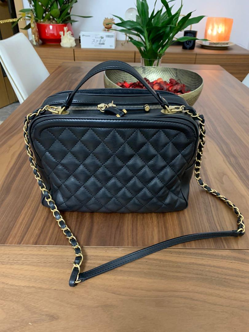 Chanel Vanity case 24cm Carousell