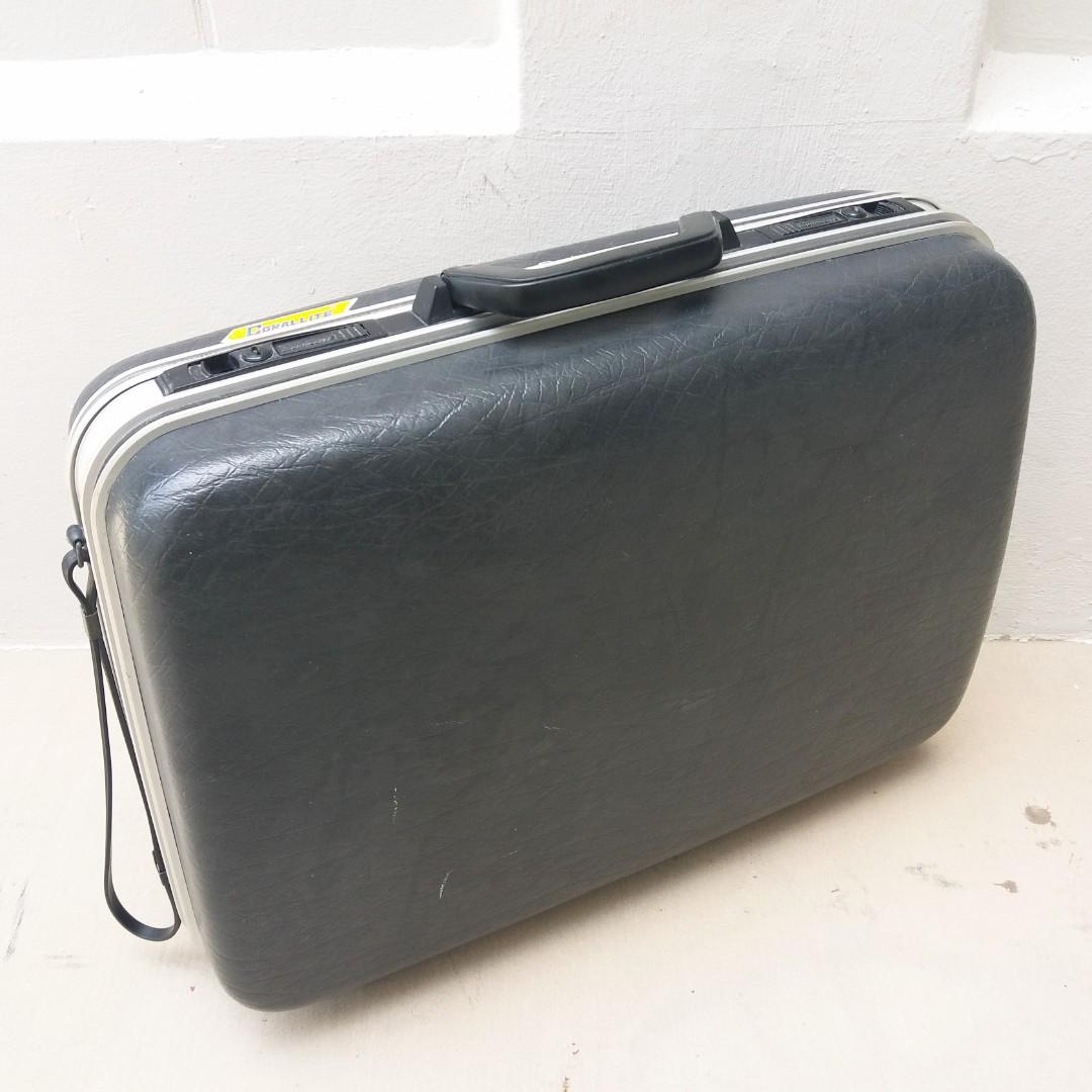vintage luggage case