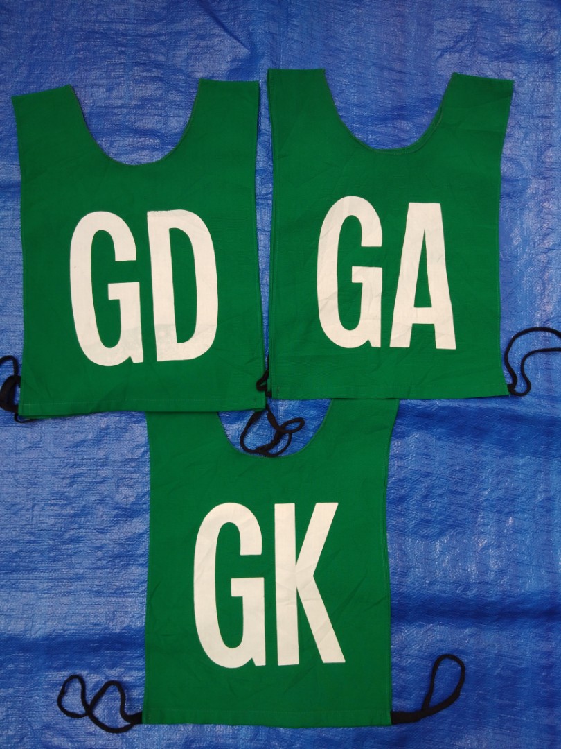 Jersi bola jaring, Women's Fashion, Muslimah Fashion, Baju Kurung & sets on Carousell