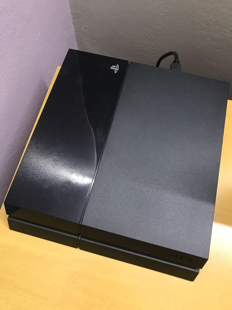 PS4 Console (USED), Video Gaming, Video Game Consoles, PlayStation on