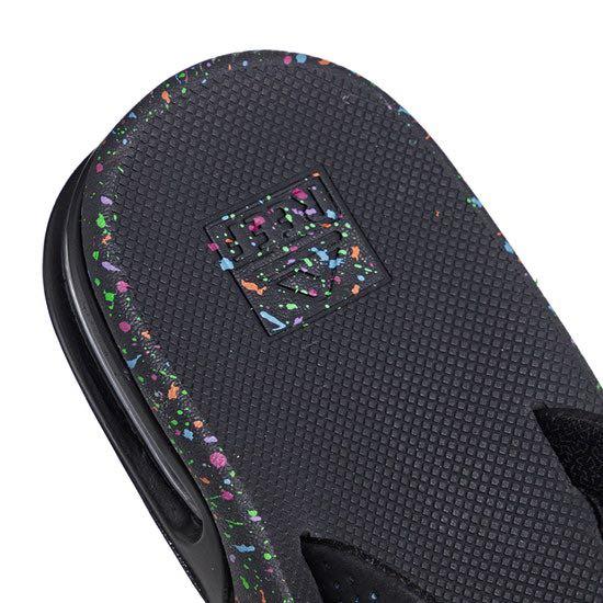Reef fanning blue outlet splatter