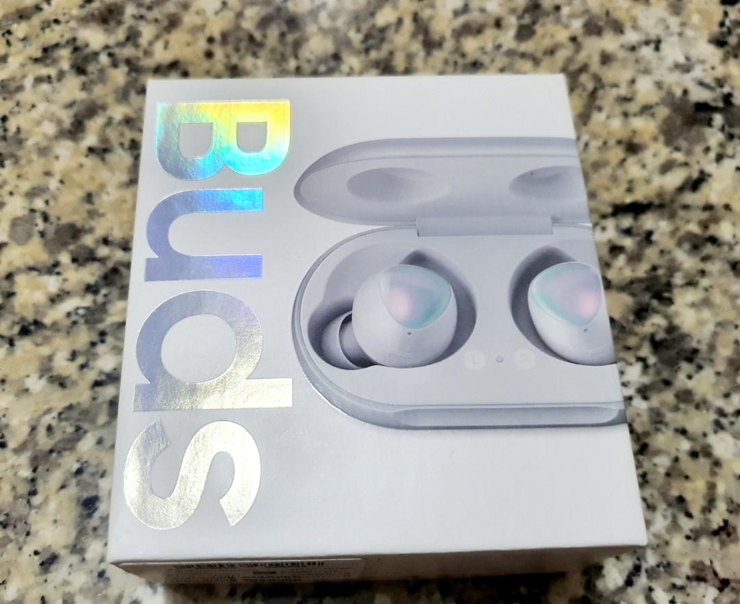Galaxy buds aura glow silver deals